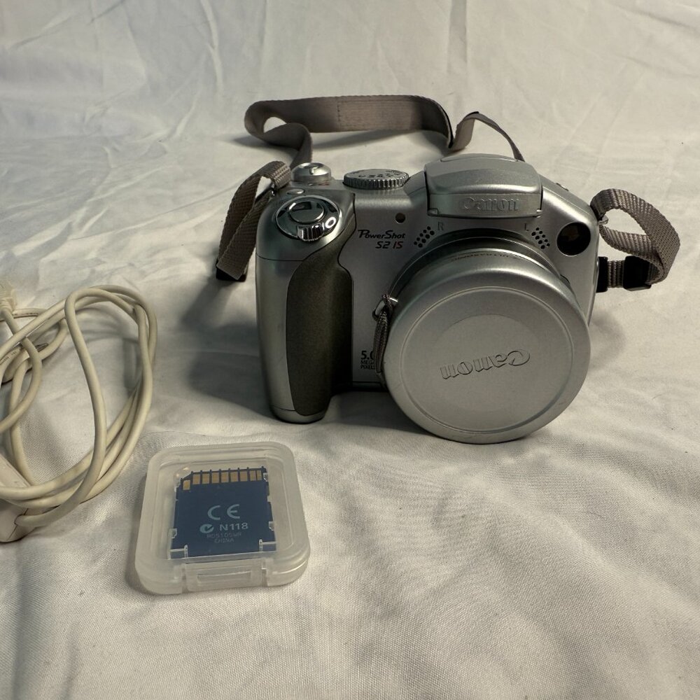 Canon PowerShot S2 IS